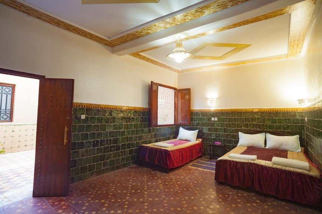 Bed and Breakfast La Terrasse Des Delices Финт Экстерьер фото